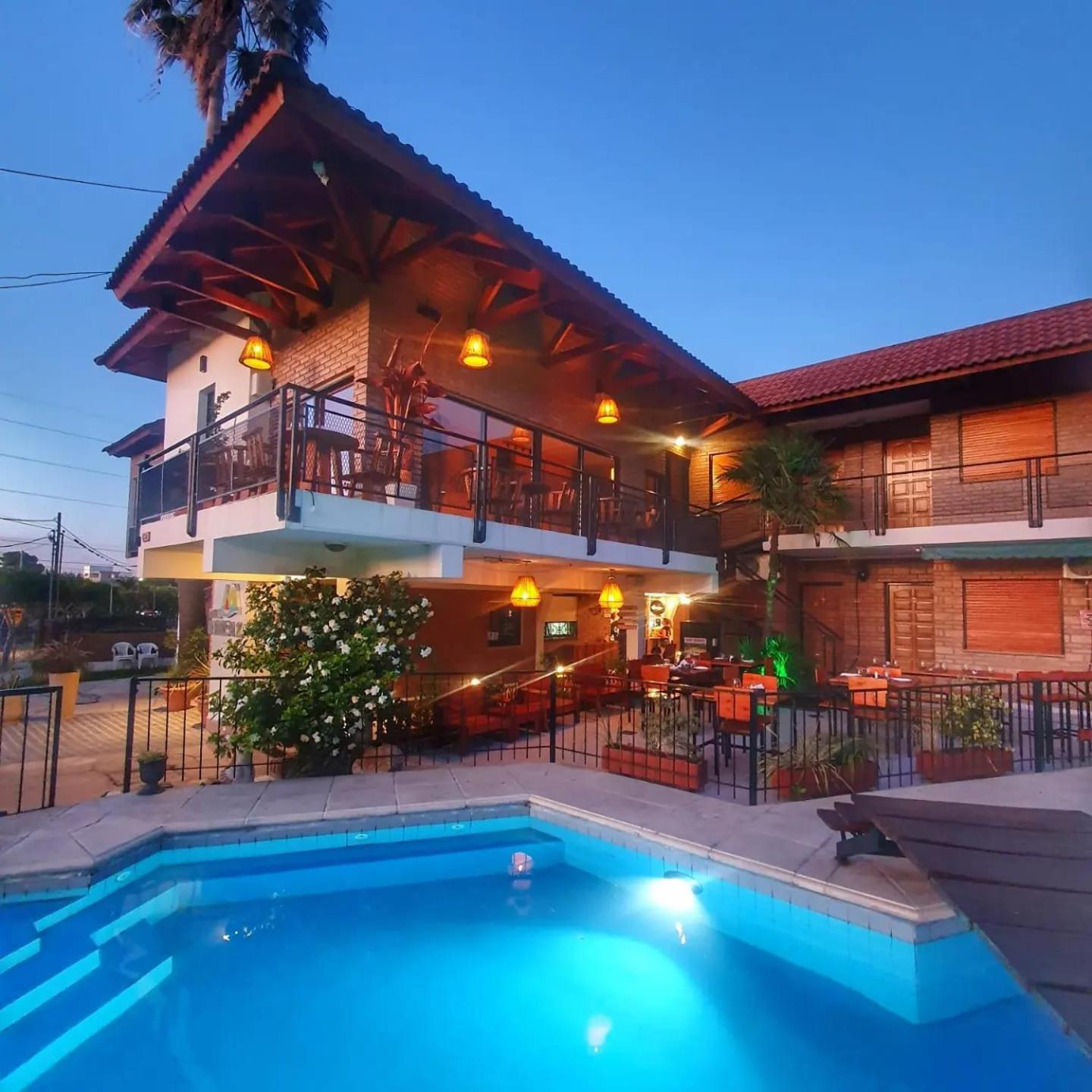Hotel Carlos Paz Villa Carlos Paz Exteriör bild