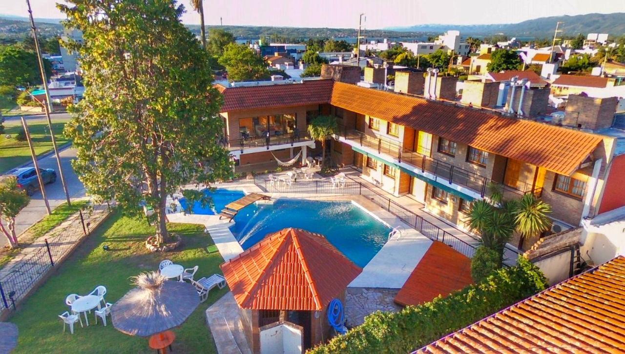 Hotel Carlos Paz Villa Carlos Paz Exteriör bild