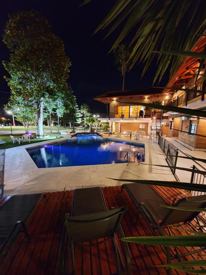 Hotel Carlos Paz Villa Carlos Paz Exteriör bild